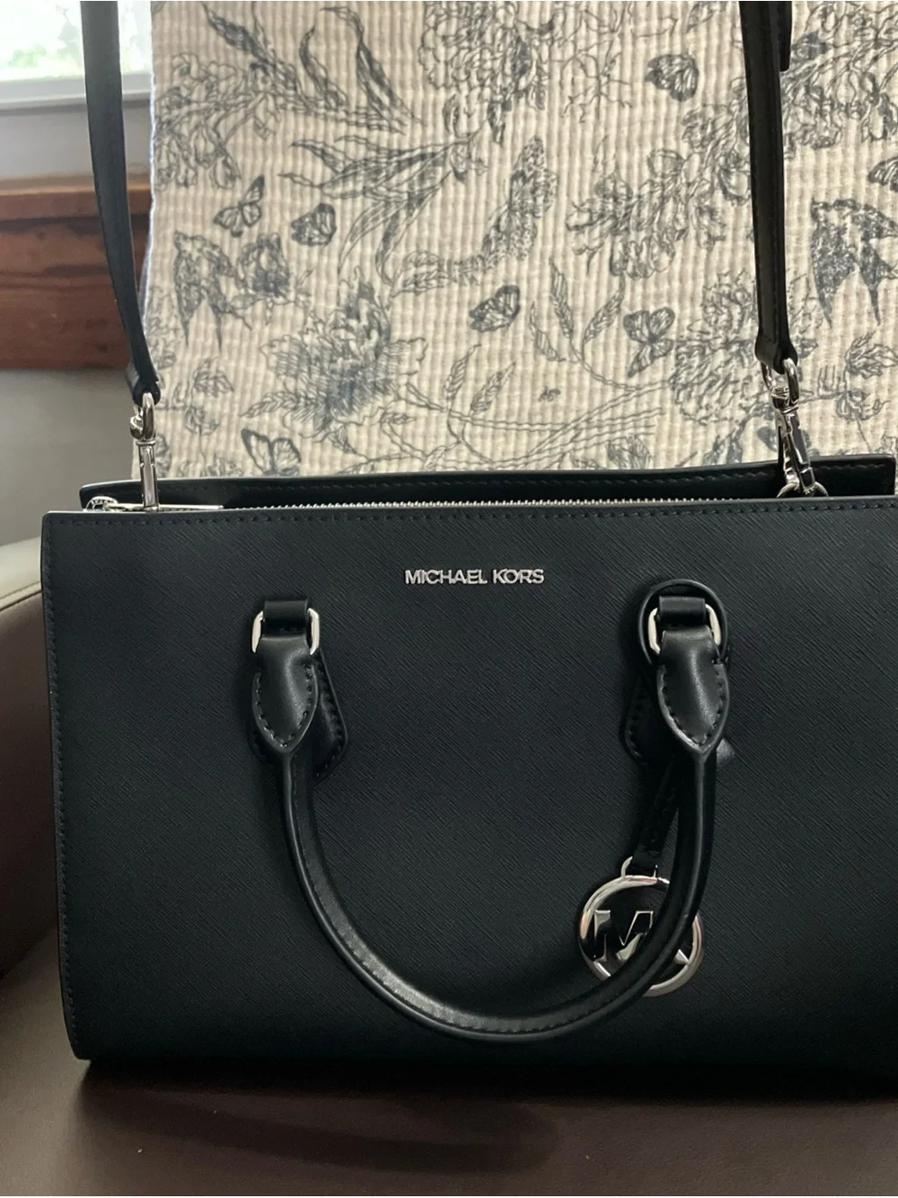 Michael  Kors Sheila Medium Logo Satchel Crossbody Black/Silver